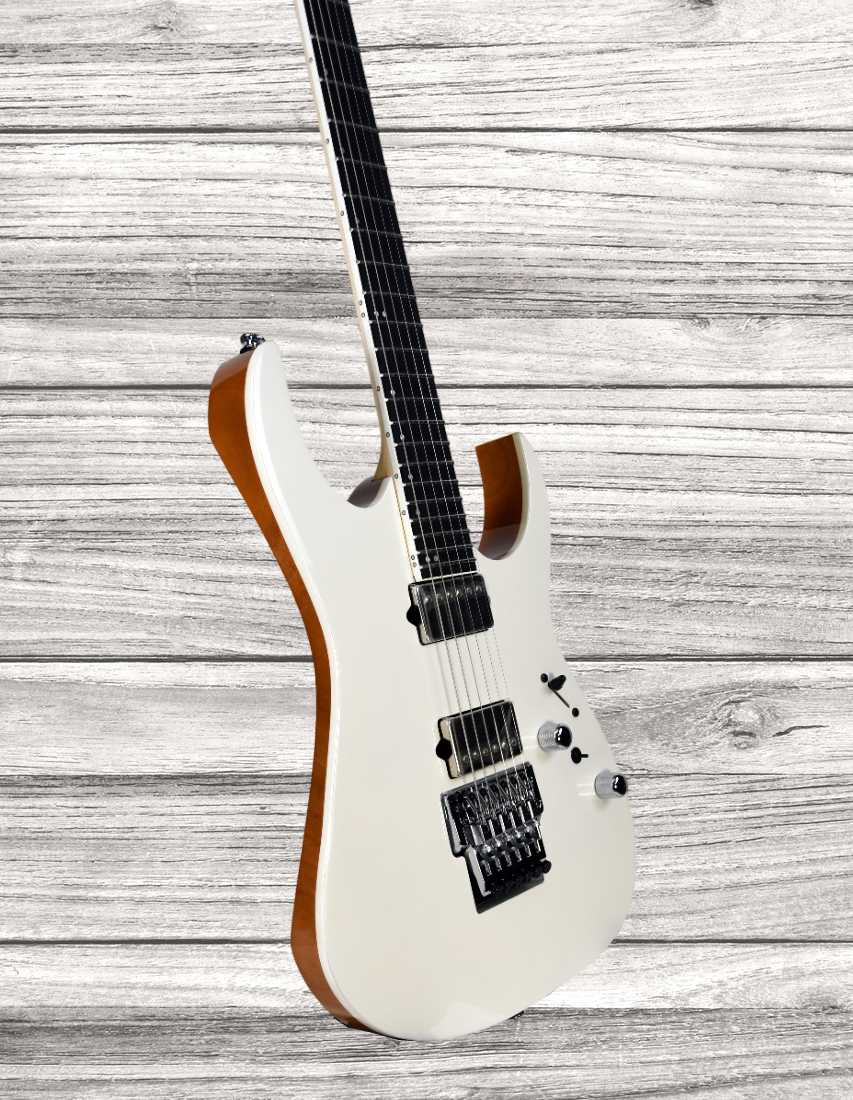 ibanez-rg5320c-prestige-pearl-white_645ce90656e1e.jpg