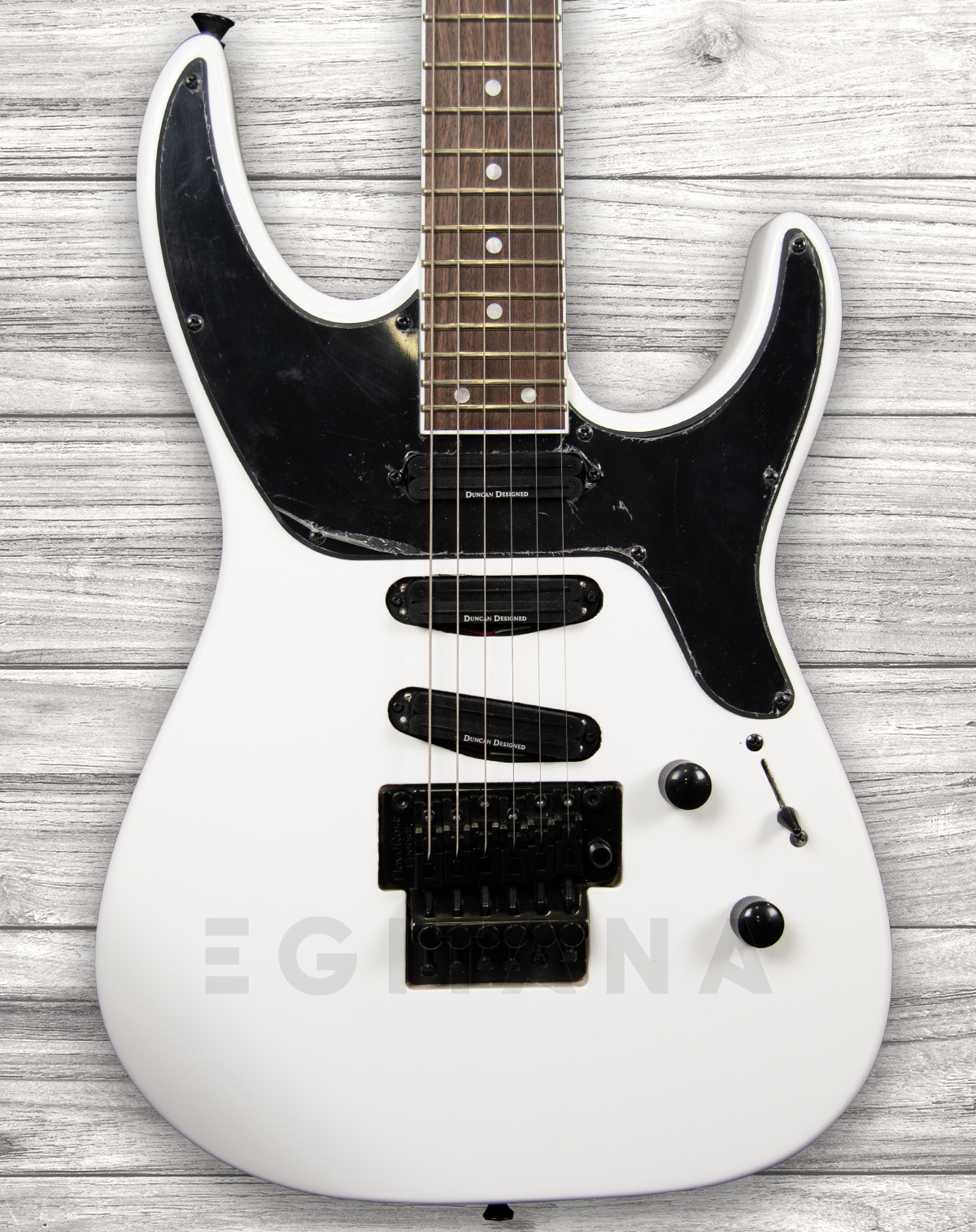 jackson-soloist-sl4x-snow-white_6093c894a4ef4.jpg