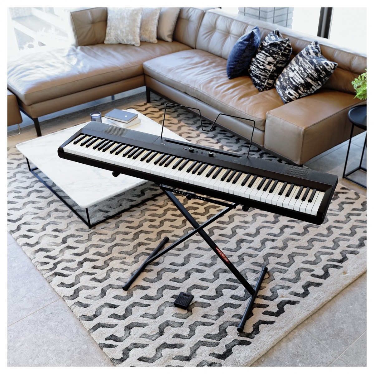 korg-l1-liano_63ef585ac95eb.jpg