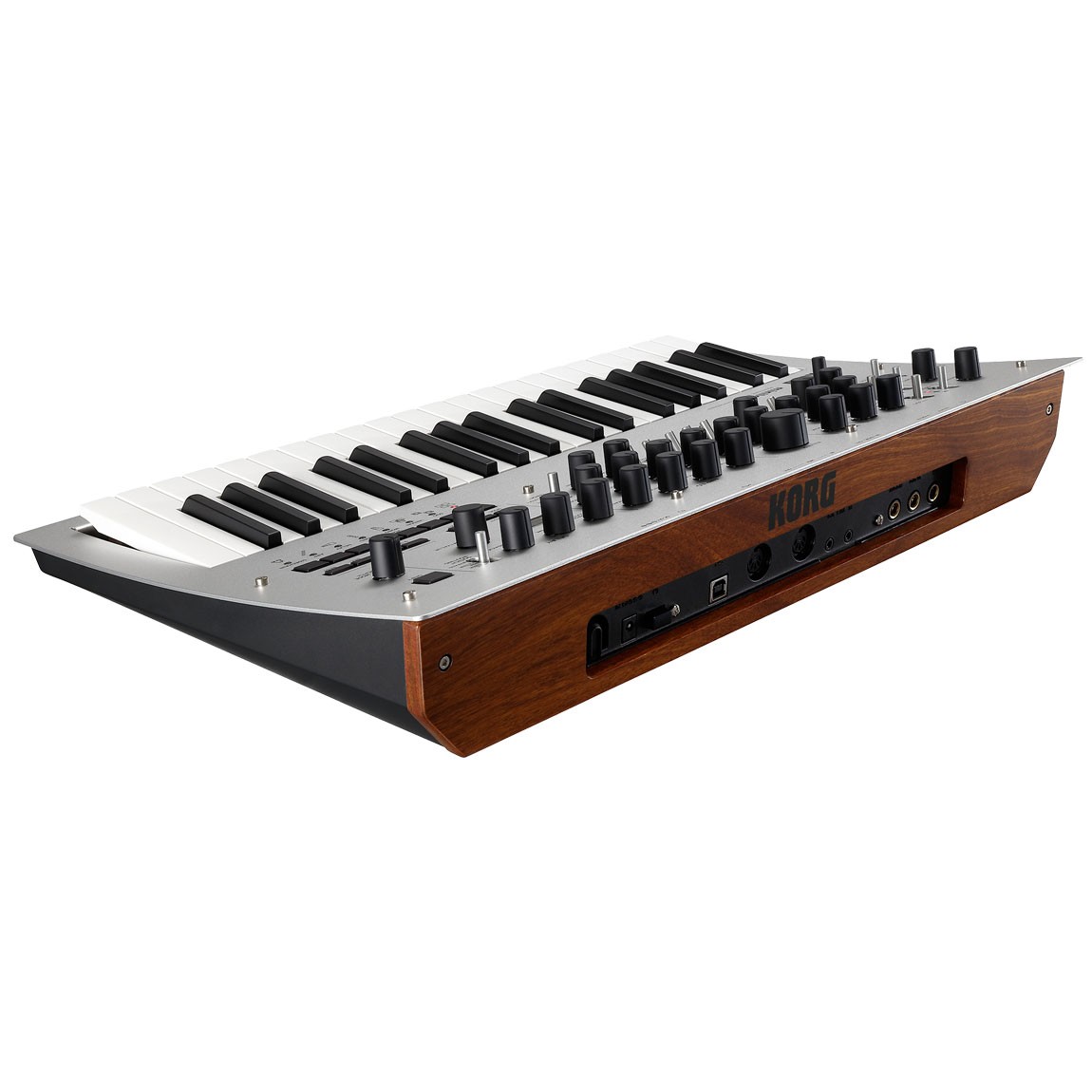 korg-minilogue_5a156d0b9be4f.jpg
