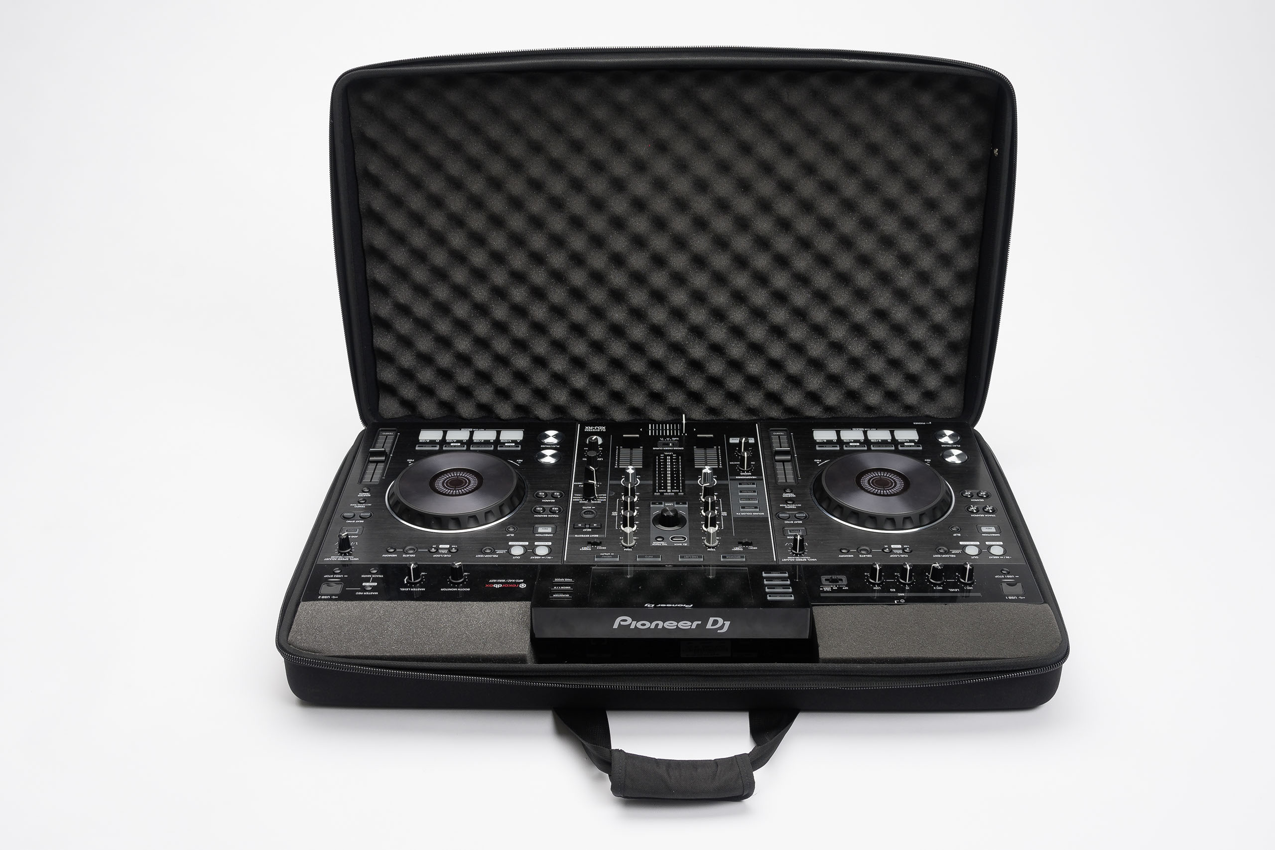 magma-ctrl-case-xdj-rx3-rx2_635bb7aee9b1b.jpg