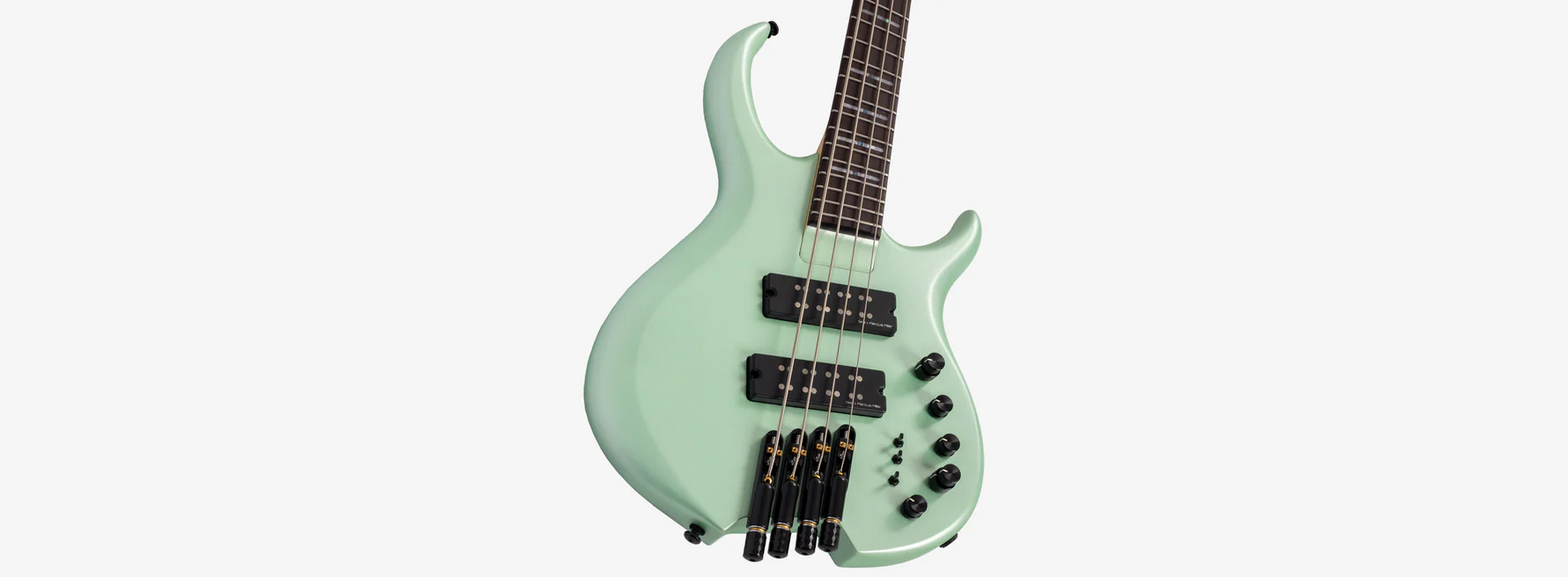 marcus-miller-m6-headless-4-surf-green-metallic-satin_6926e367a4dd2.jpg