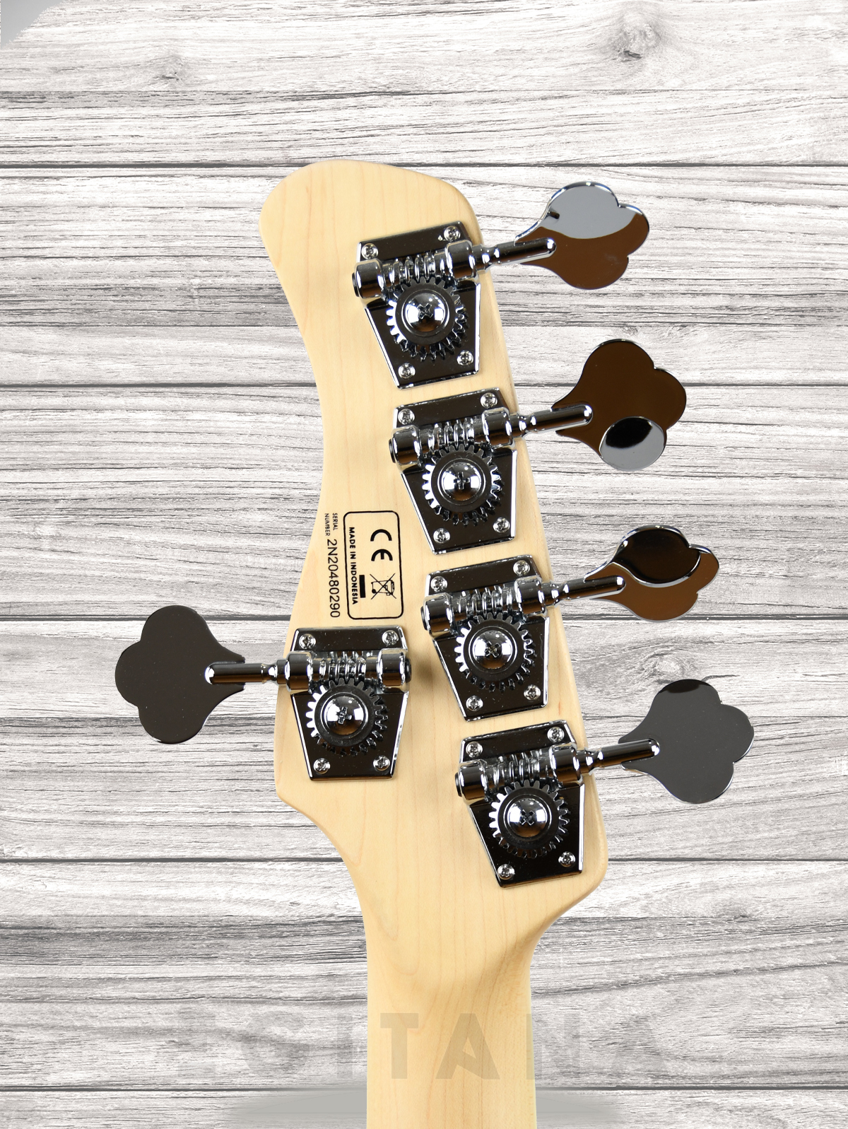 marcus-miller-p7-swamp-ash-5-natural-2nd-gen_60e5b1ea6a01b.jpg