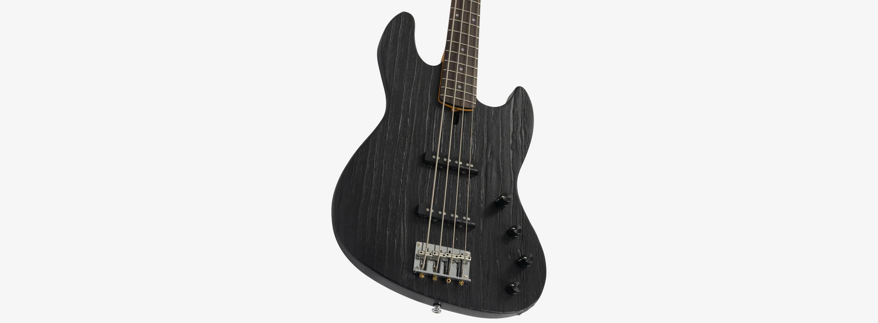 marcus-miller-v6-4-sandblasted-bk_69417299209ae.jpg