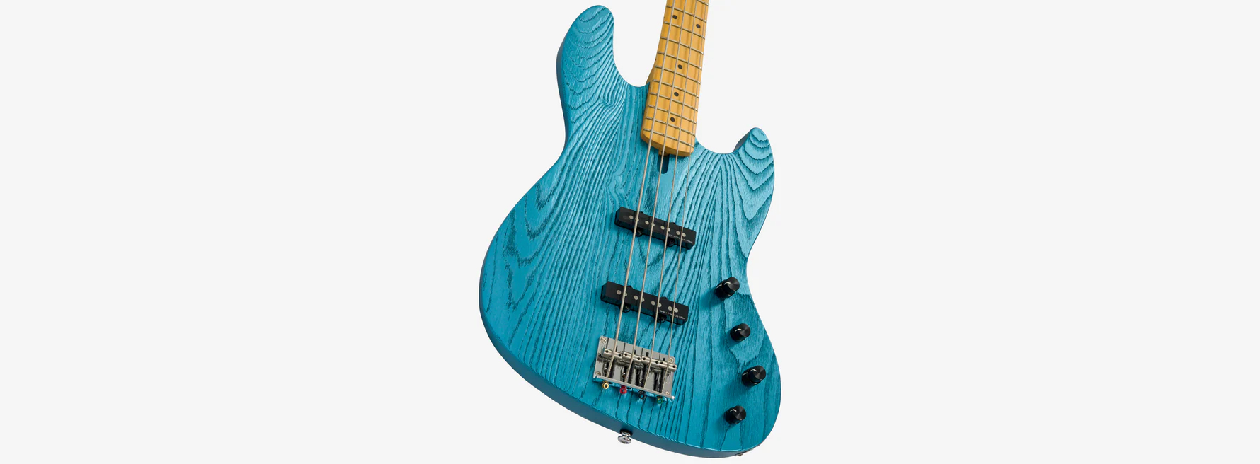 marcus-miller-v6-4-sandblasted-otb_695d1a66b47eb.jpg