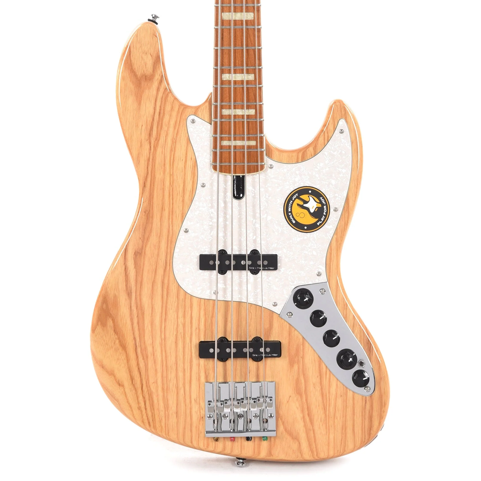 marcus-miller-v8-4-nt_64d39b05b5eec.jpg