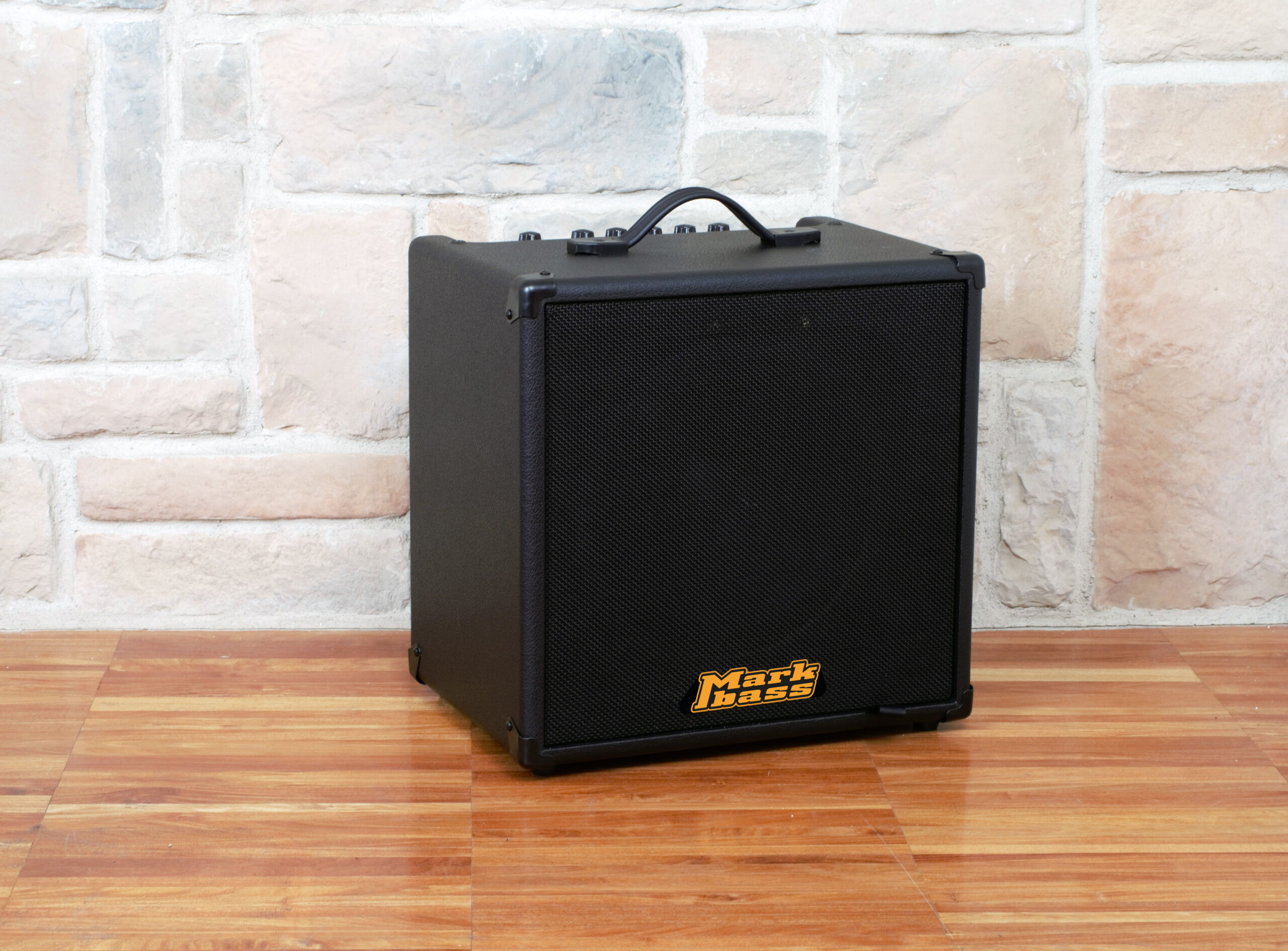 markbass-cmb-101-blackline-combo_65b225fbaa04e.jpg