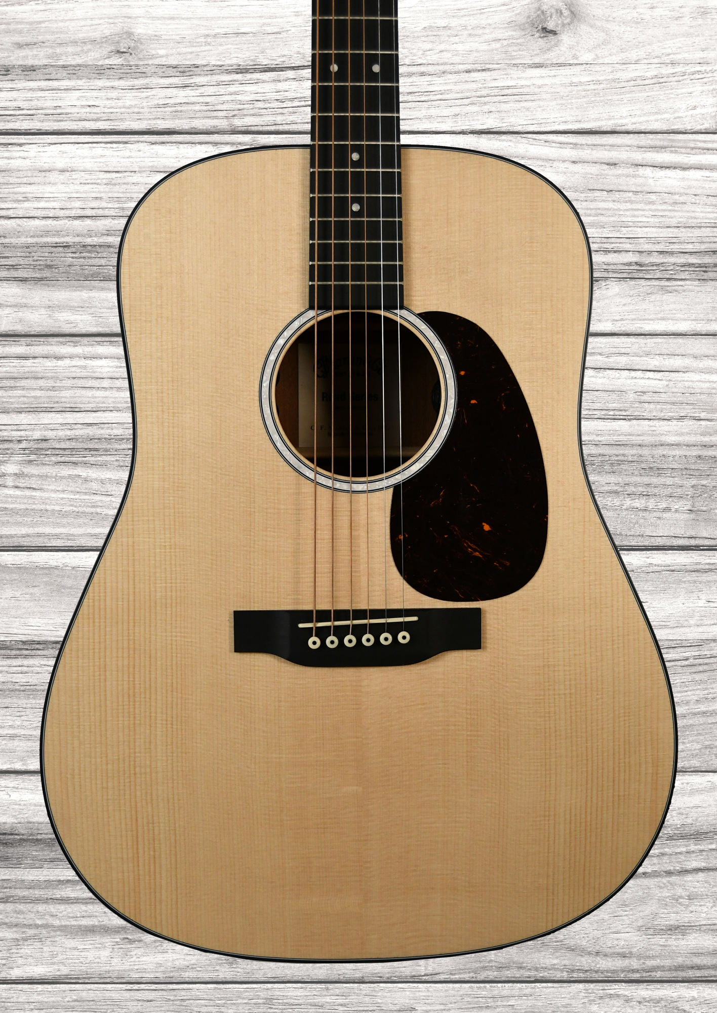 martin-dreadnought-10-a-e-road-series-abeto-sitka-sapele_637b750f0df86.jpg