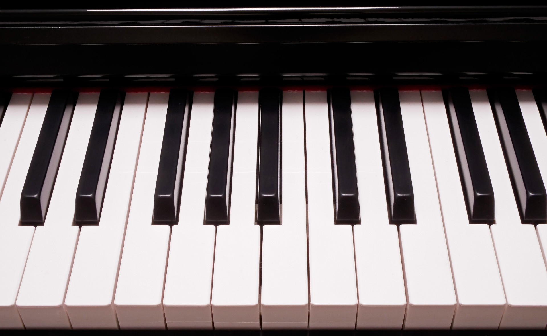 montford-mfdp12-digital-upright-piano_699875548dbcc.jpg