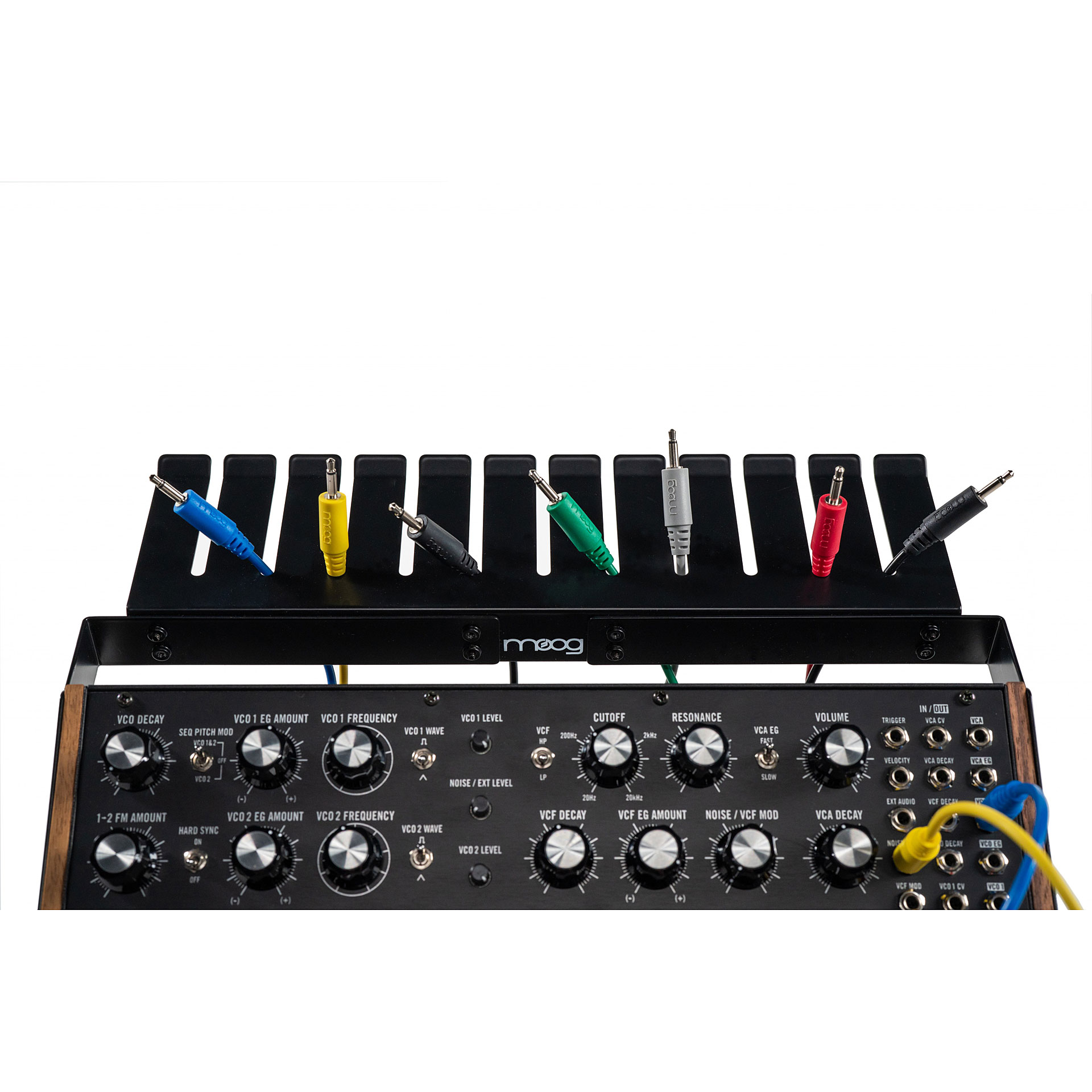 moog-sound-studio-mother-32-dfam_60a3f37a382ee.jpg