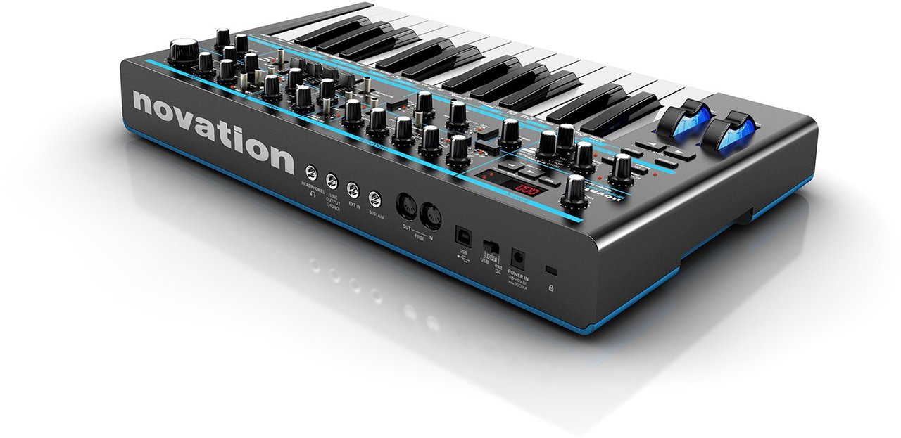 novation-bass-station-ii_5b0572d5e9969.jpg